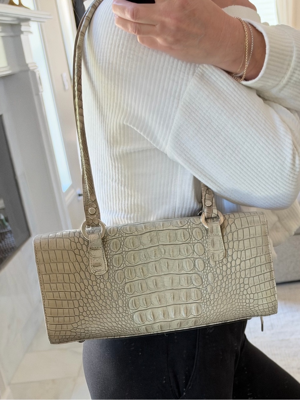 Genuine Leather Croc-Embossed Leather Shoulder Bag in Taupe/Green